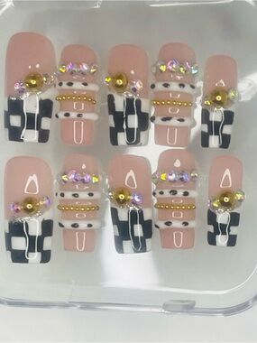 Pink & Black Checkered Rhinestone Handmade Press-On Nail Set